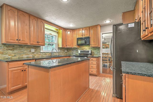 118 Bogey Drive, Abingdon, VA 24211