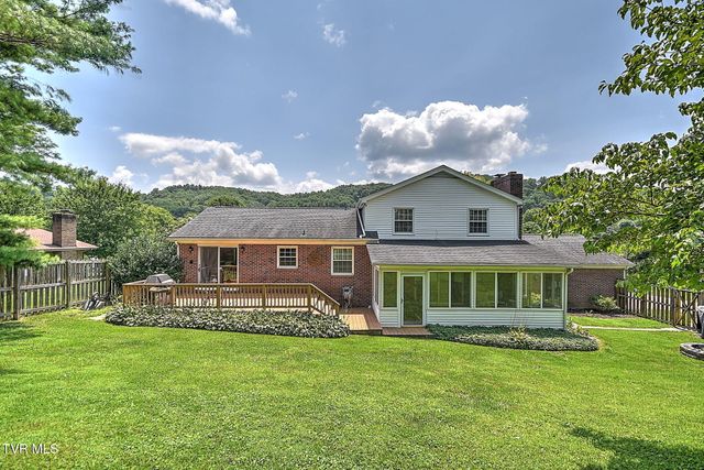 118 Bogey Drive, Abingdon, VA 24211