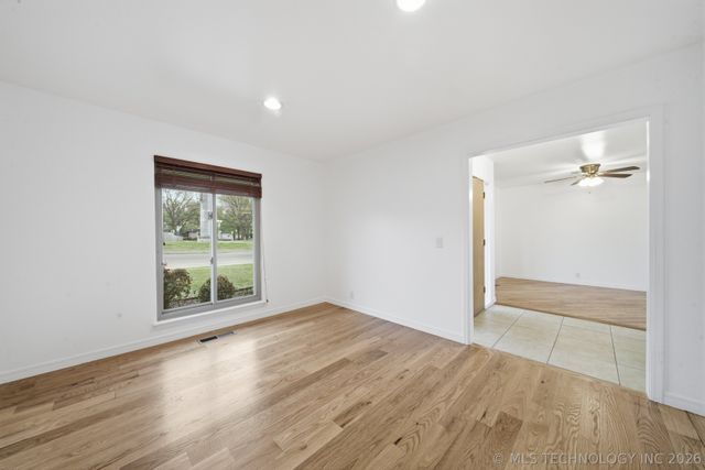 5618 E 36th Street S, Tulsa, OK 74135