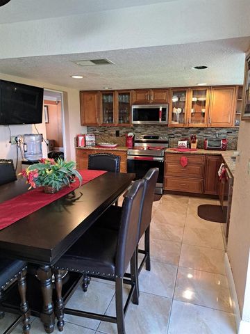 7716 ALHAMBRA Boulevard, Miramar, FL 33023