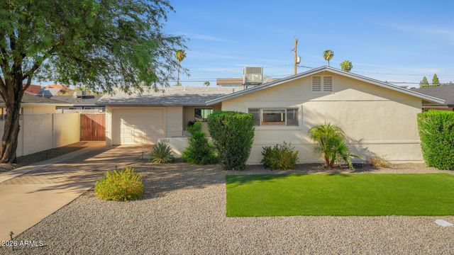 6912 E EDGEMONT Avenue, Scottsdale, AZ 85257