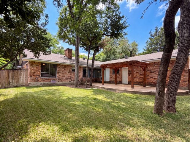8839 Sweetwater Drive, Dallas, TX 75228