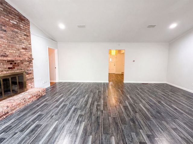 8839 Sweetwater Drive, Dallas, TX 75228