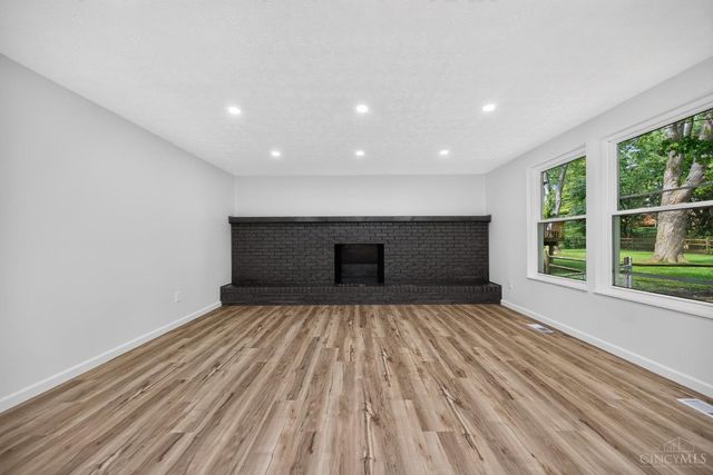 12022 Kenn Road, Springdale, OH 45240