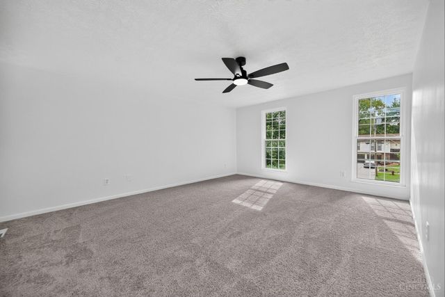 12022 Kenn Road, Springdale, OH 45240