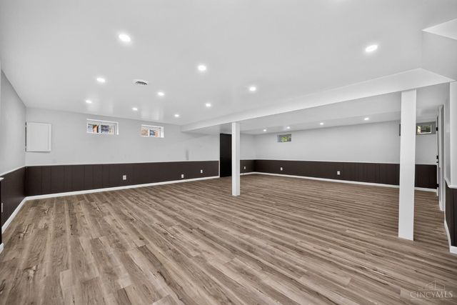 12022 Kenn Road, Springdale, OH 45240