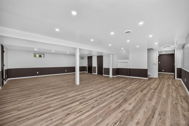 12022 Kenn Road, Springdale, OH 45240