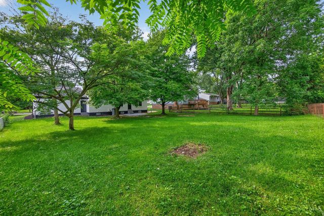 12022 Kenn Road, Springdale, OH 45240
