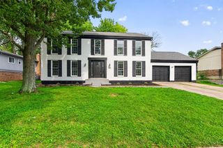 12022 Kenn Road, Springdale, OH 45240