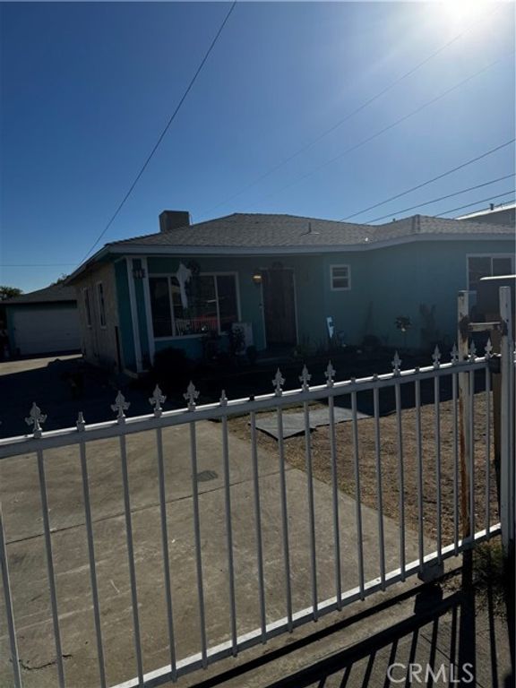 229 E 25th Street, San Bernardino, CA 92404