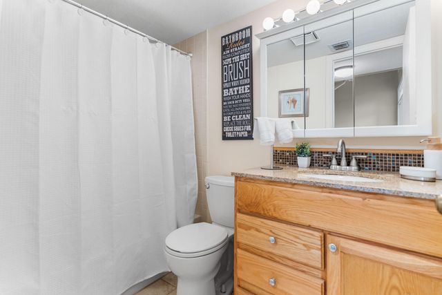 229 Old Meadow Way, Palm Beach Gardens, FL 33418