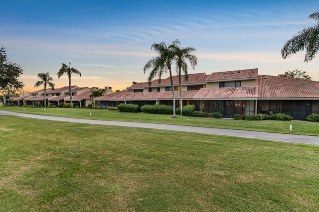 229 Old Meadow Way, Palm Beach Gardens, FL 33418