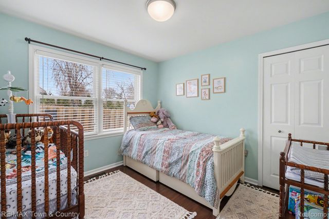 223 Primrose Lane, Flushing, MI 48433