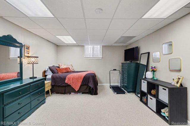 223 Primrose Lane, Flushing, MI 48433