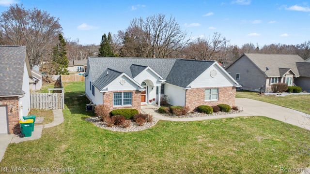 223 Primrose Lane, Flushing, MI 48433