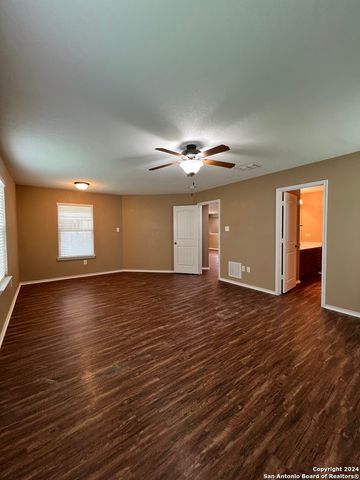 9058 CANTER HORSE, San Antonio, TX 78254