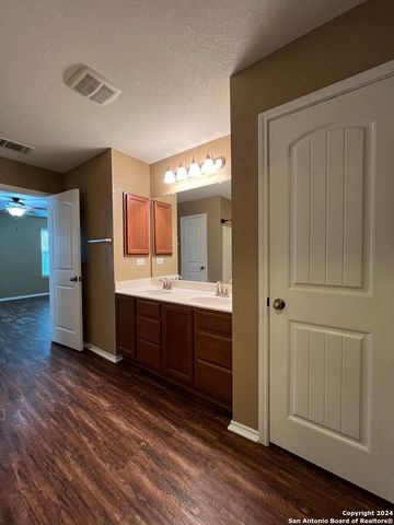 9058 CANTER HORSE, San Antonio, TX 78254