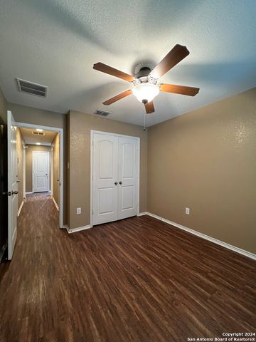 9058 CANTER HORSE, San Antonio, TX 78254
