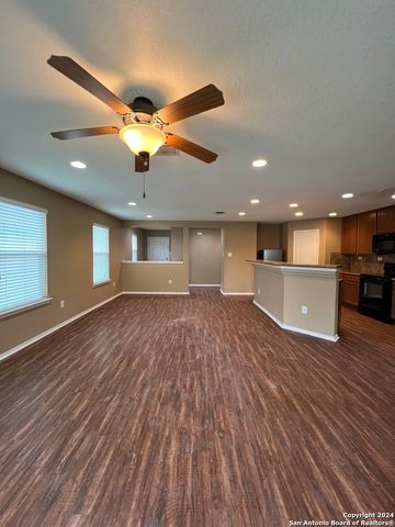 9058 CANTER HORSE, San Antonio, TX 78254