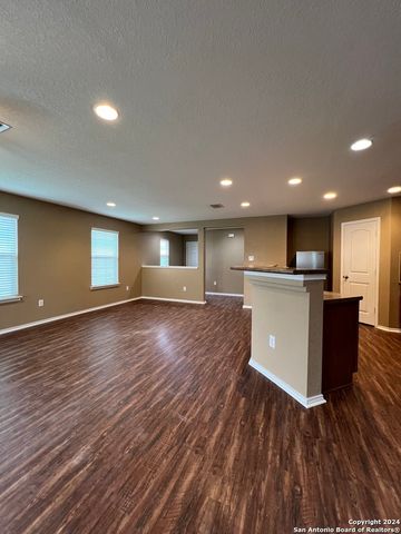9058 CANTER HORSE, San Antonio, TX 78254