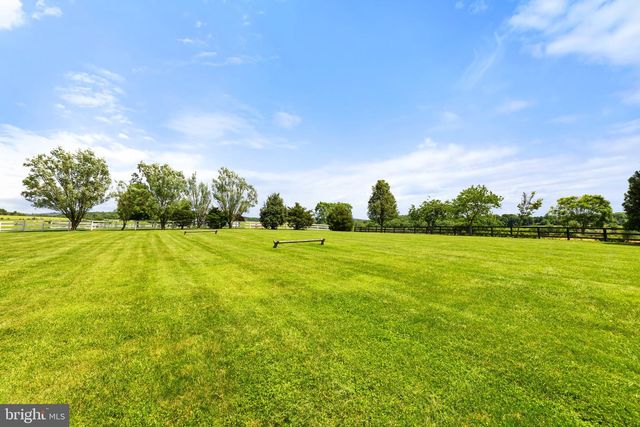 39311 RICKARD RD, Lovettsville, VA 20180