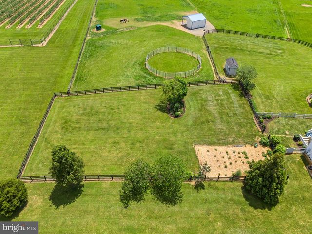 39311 RICKARD RD, Lovettsville, VA 20180