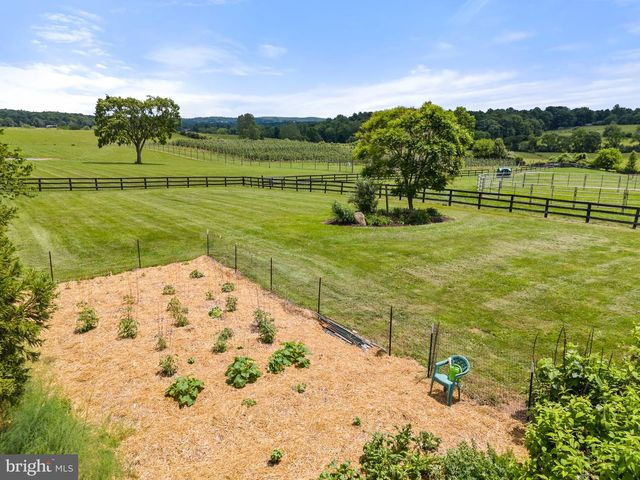 39311 RICKARD RD, Lovettsville, VA 20180