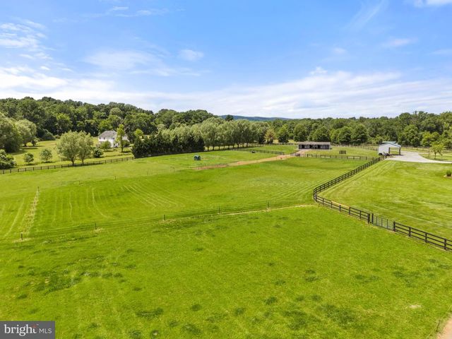 39311 RICKARD RD, Lovettsville, VA 20180