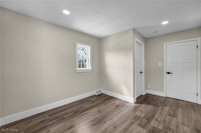 3630 Raymont Boulevard, University Heights, OH 44118