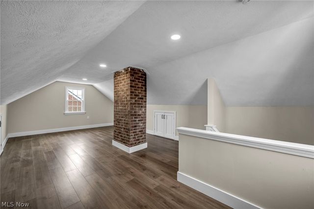 3630 Raymont Boulevard, University Heights, OH 44118