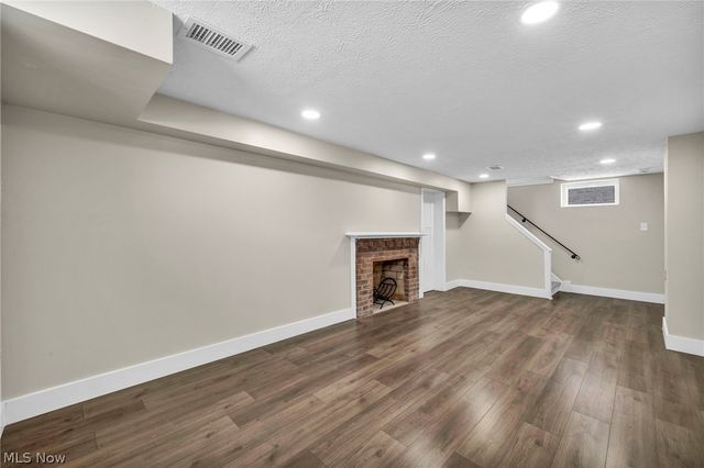 3630 Raymont Boulevard, University Heights, OH 44118