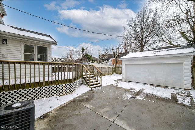 3630 Raymont Boulevard, University Heights, OH 44118