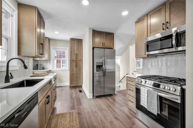 3630 Raymont Boulevard, University Heights, OH 44118