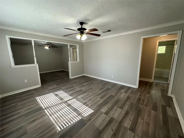 9505 Everglade Drive, Houston, TX 77078