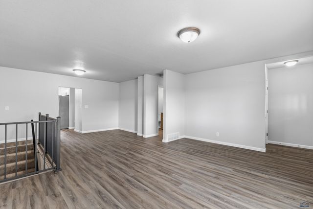 929 HALLEY AVE, Rapid City, SD 57701