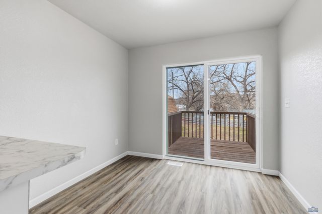929 HALLEY AVE, Rapid City, SD 57701