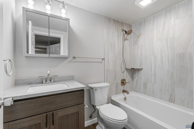 929 HALLEY AVE, Rapid City, SD 57701