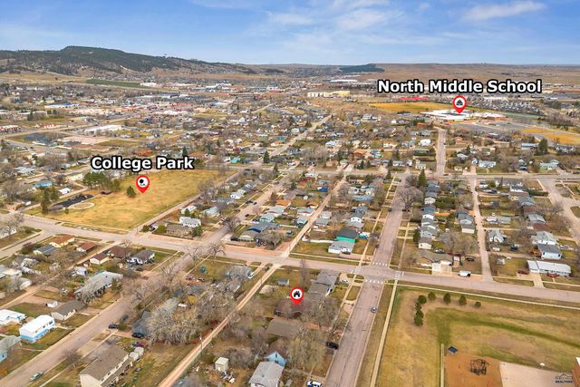 929 HALLEY AVE, Rapid City, SD 57701