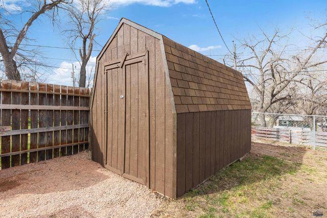 929 HALLEY AVE, Rapid City, SD 57701