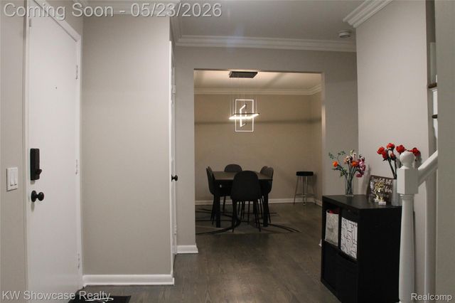 5226 Green Road, West Bloomfield Charter Township, MI 48323