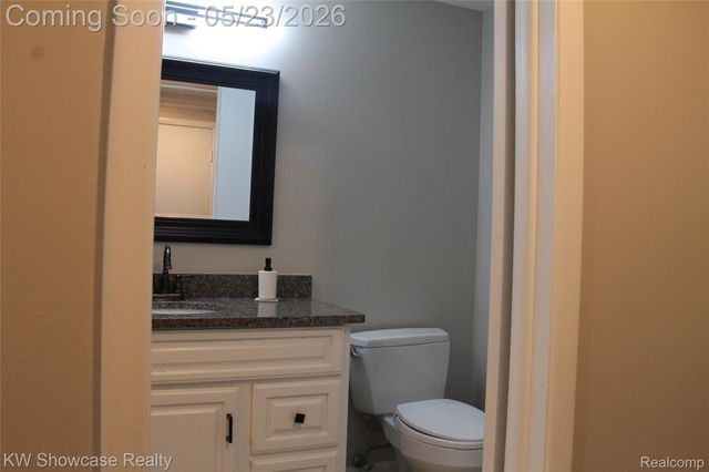 5226 Green Road, West Bloomfield Charter Township, MI 48323