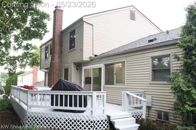 5226 Green Road, West Bloomfield Charter Township, MI 48323