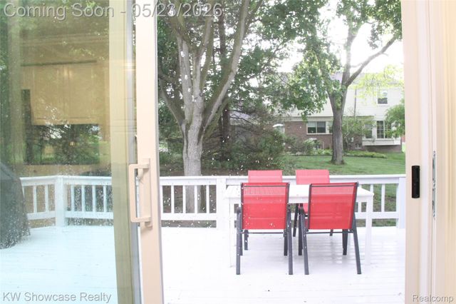 5226 Green Road, West Bloomfield Charter Township, MI 48323