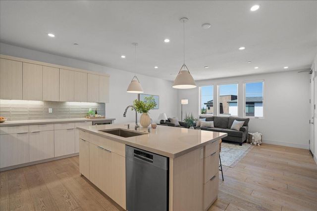 16293 Gellatt Court, Los Gatos, CA 95032