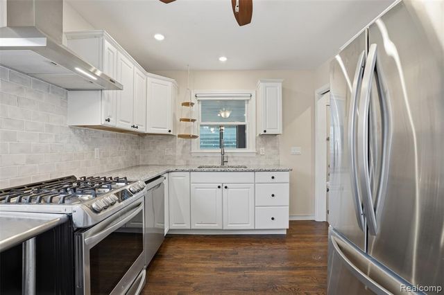 831 Loyola Drive, Ann Arbor, MI 48103