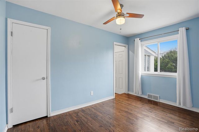 831 Loyola Drive, Ann Arbor, MI 48103