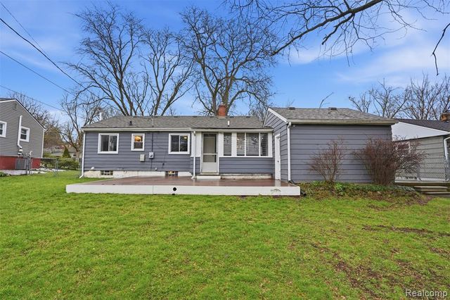 831 Loyola Drive, Ann Arbor, MI 48103
