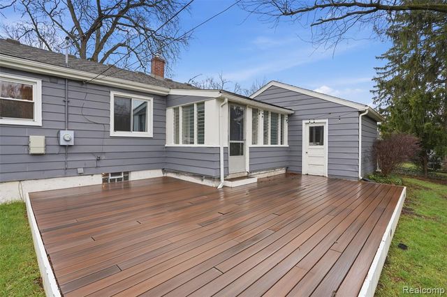 831 Loyola Drive, Ann Arbor, MI 48103