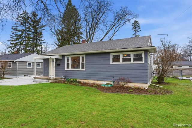 831 Loyola Drive, Ann Arbor, MI 48103