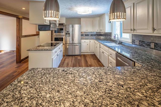 25 Mill Road, Kingston, NH 03848